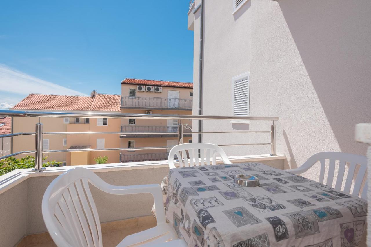 Vujcic Apartment Makarska